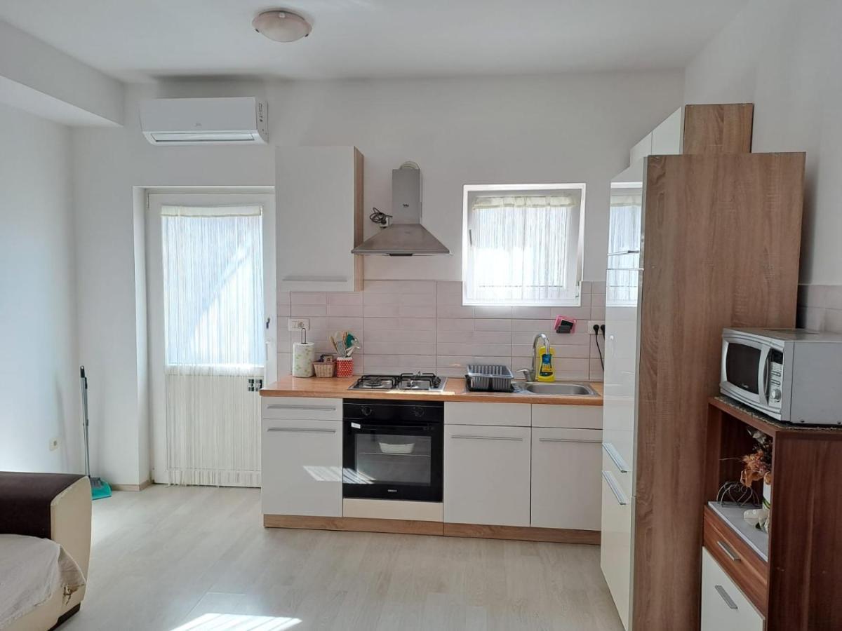 Apartman Tanja Apartment Bilice Exterior photo